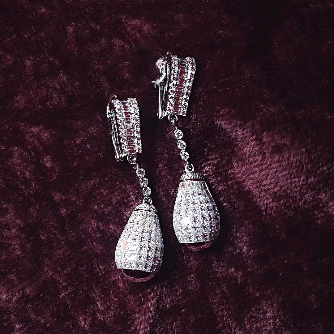 Gold Coin Drop earrings